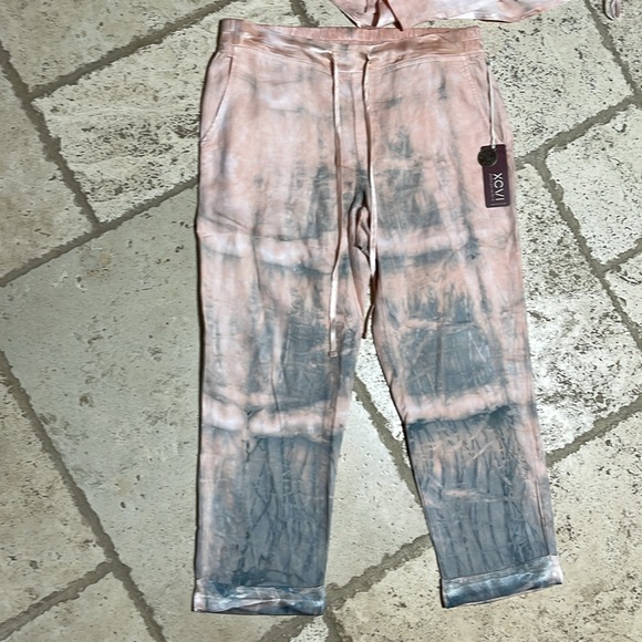 XCVI 100% tensel 2 piece set  GORGEOUS peekaboo shoulder see pic SIZE XS/S  NWT - Picture 3 of 13